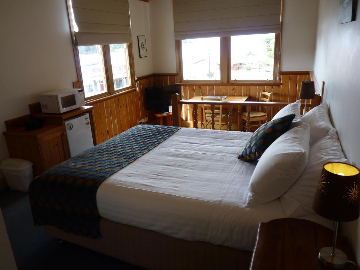 Bushman'S At Strahan Lejlighedshotel Eksteriør billede