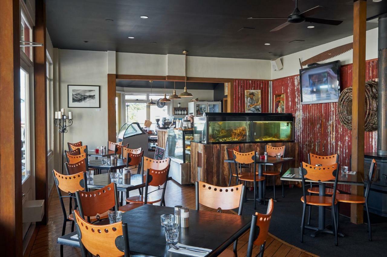Bushman'S At Strahan Lejlighedshotel Eksteriør billede
